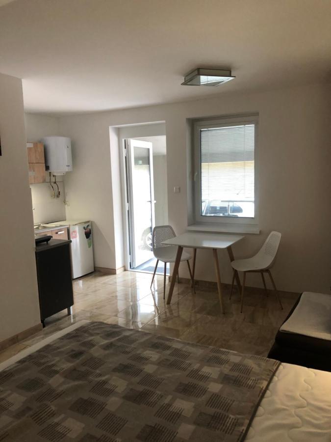 Podhajska 110 Apartment Luaran gambar