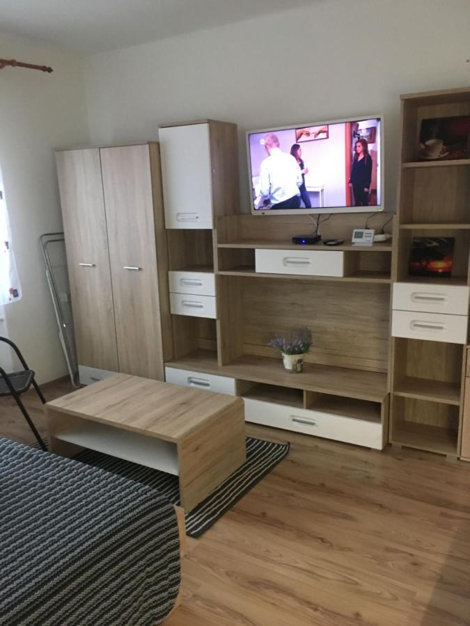 Podhajska 110 Apartment Luaran gambar
